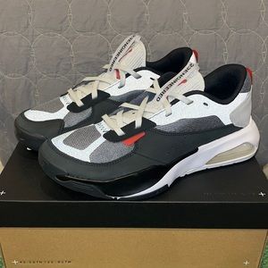 Jordan Air 200E (10.5) Shoes New In Box